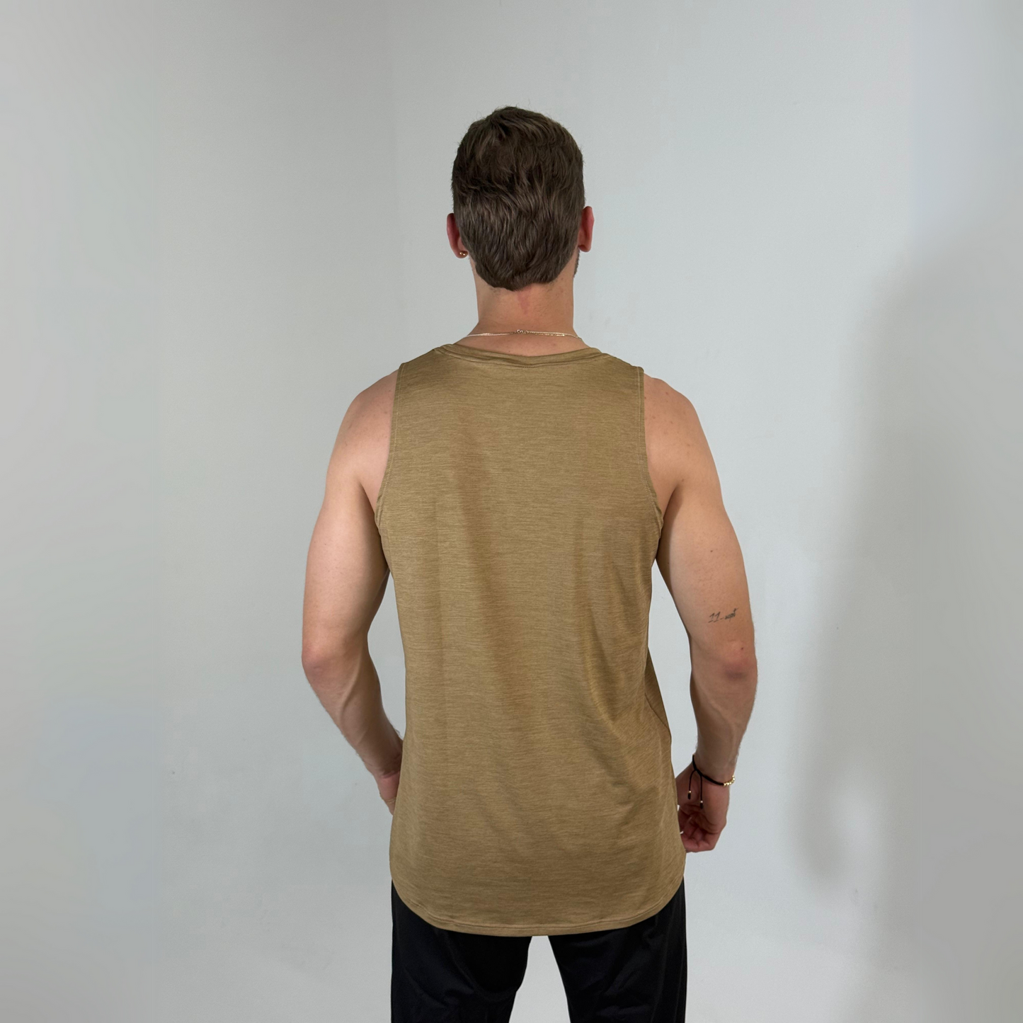 CAMISILLA FIT